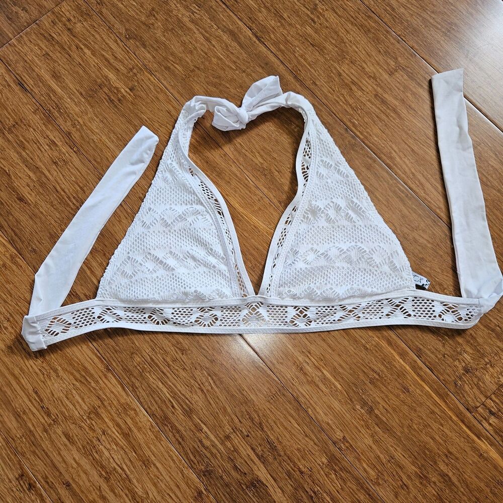 BECCA White Crochet Lace Bikini Top Large